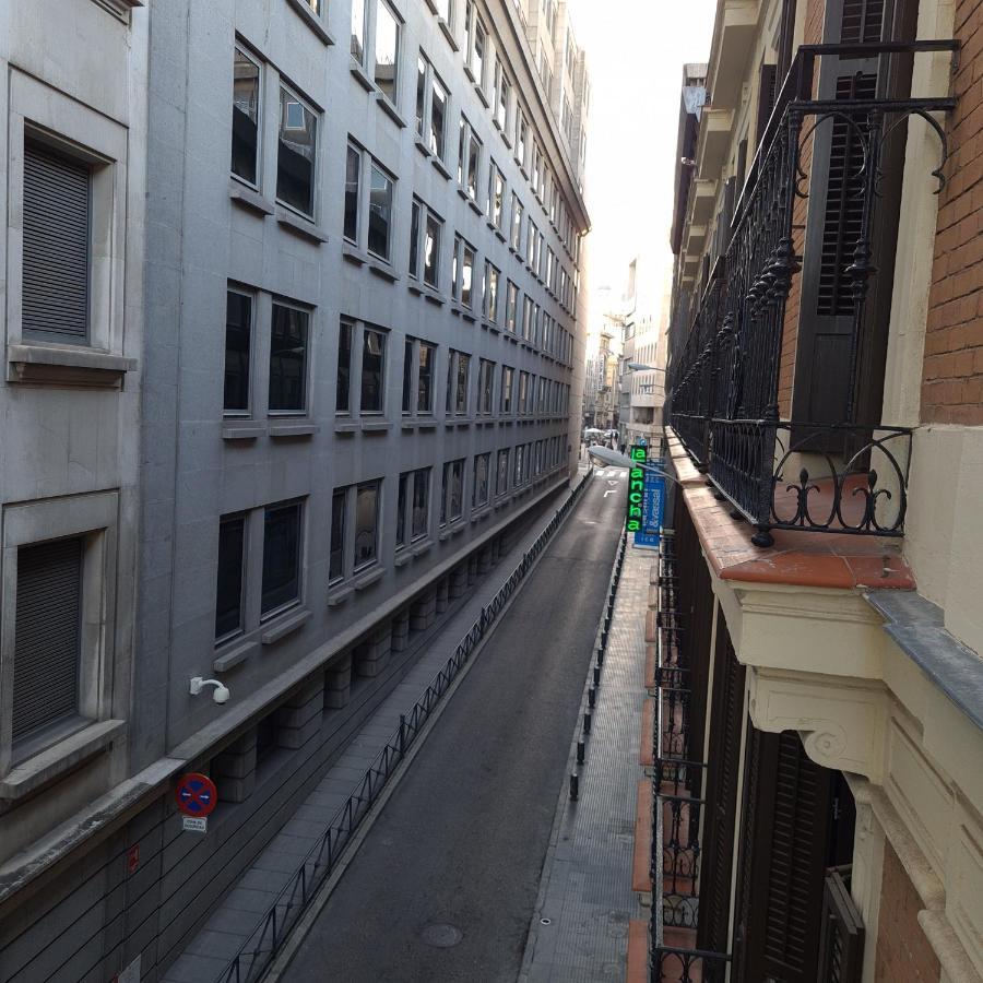 Hostal Oporto Madrid Bagian luar foto
