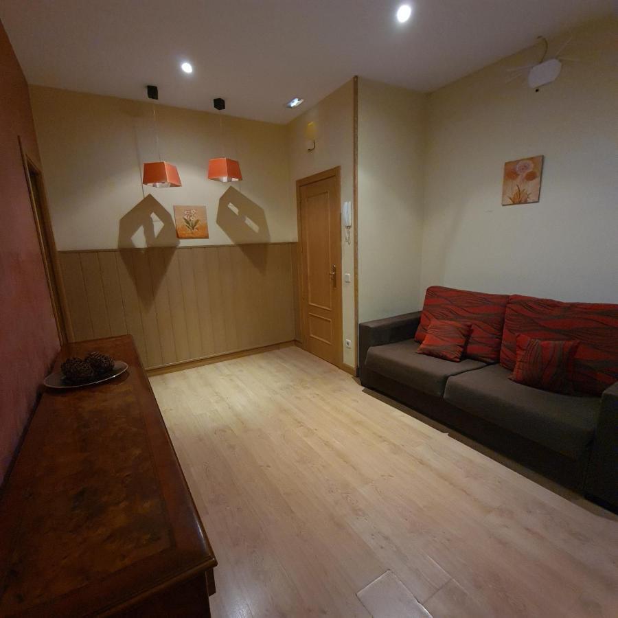 Hostal Oporto Madrid Bagian luar foto